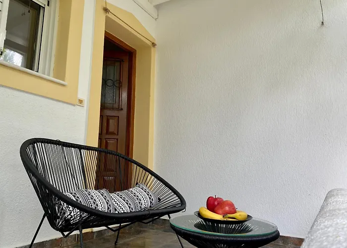 Olive Nest Appartement Parasporos